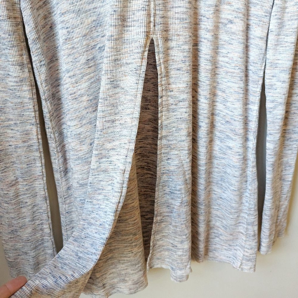 Free People Oversized Ribbed Spacedye Stonecold Ivory Split Back Tunic sz M - Picture 9 of 11